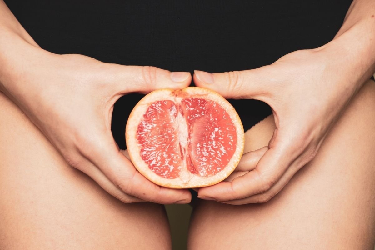 cirugía intima femenina Bogotá mujer